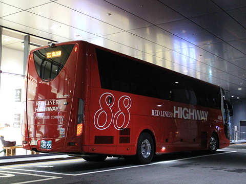 JR九州バス「桜島号」夜行便　4555　リア