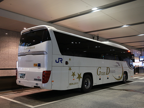 西日本JRバス「グランドリーム」　641-4934　リア