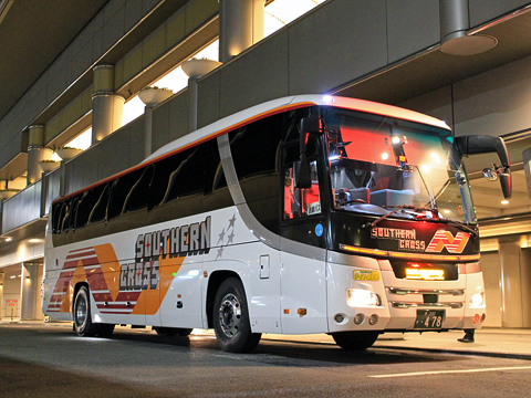 南海バス「サザンクロス」湘南線　478