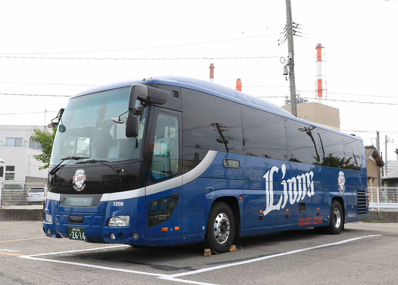 西武バス「東京・川越～長岡・新潟線」　1208