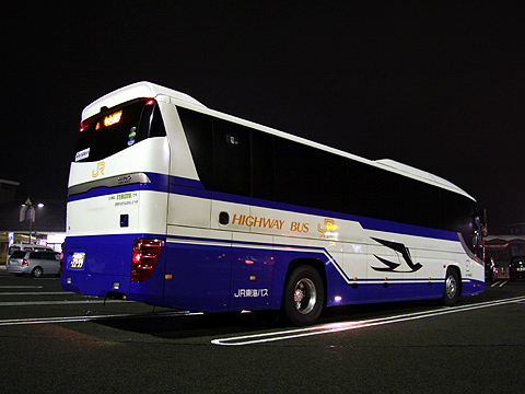 JR東海バス「北陸ドリーム名古屋2号」　2299　リア