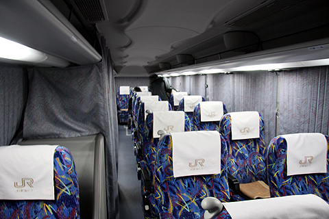 JR東海バス「北陸ドリーム名古屋2号」　2299　車内
