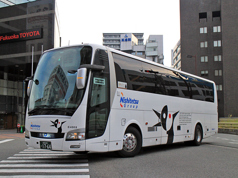 西鉄高速バス「福岡～延岡・宮崎夜行線」　4303